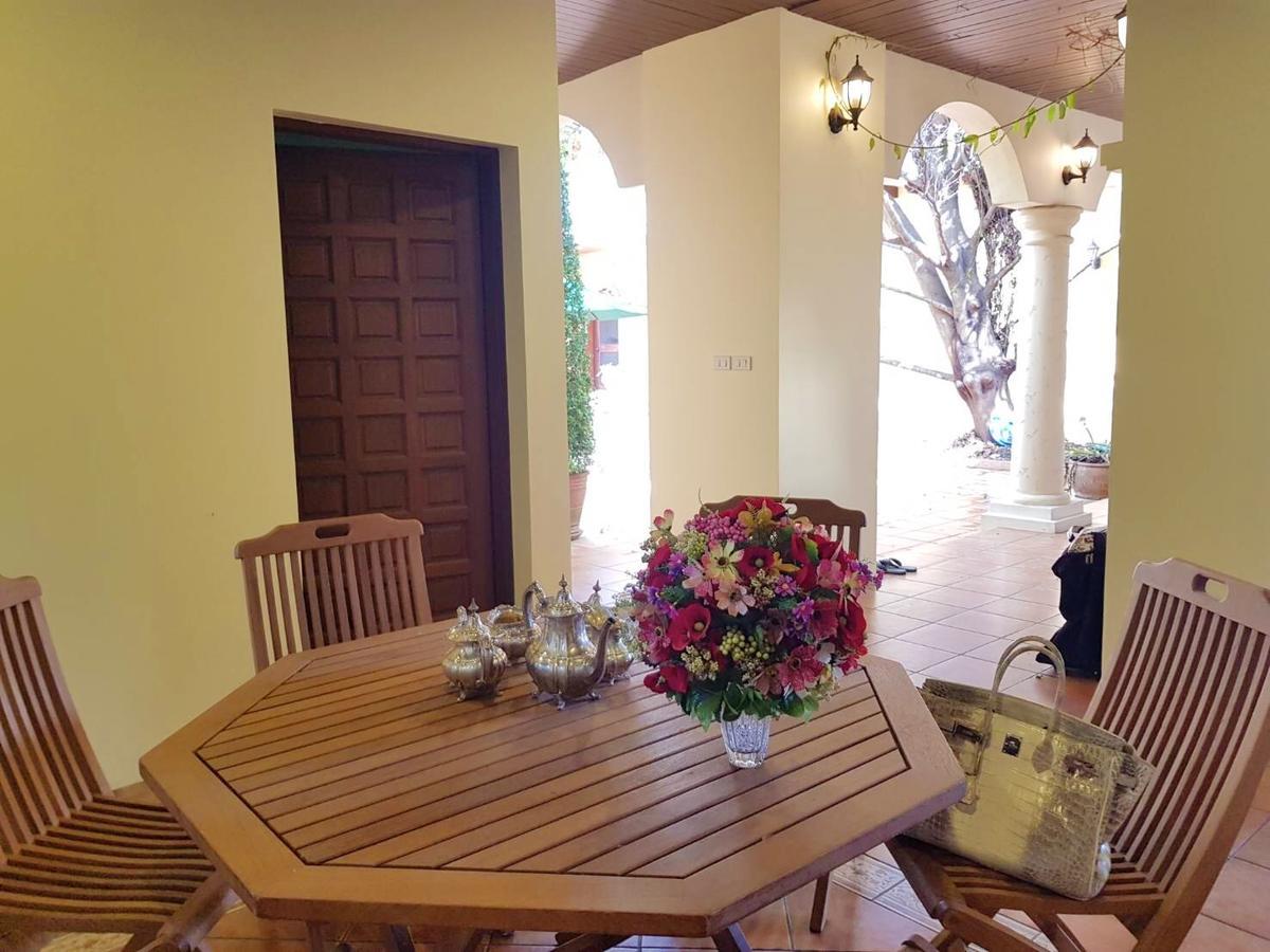 Prompimarn Villa Toscana Bangkok Luaran gambar