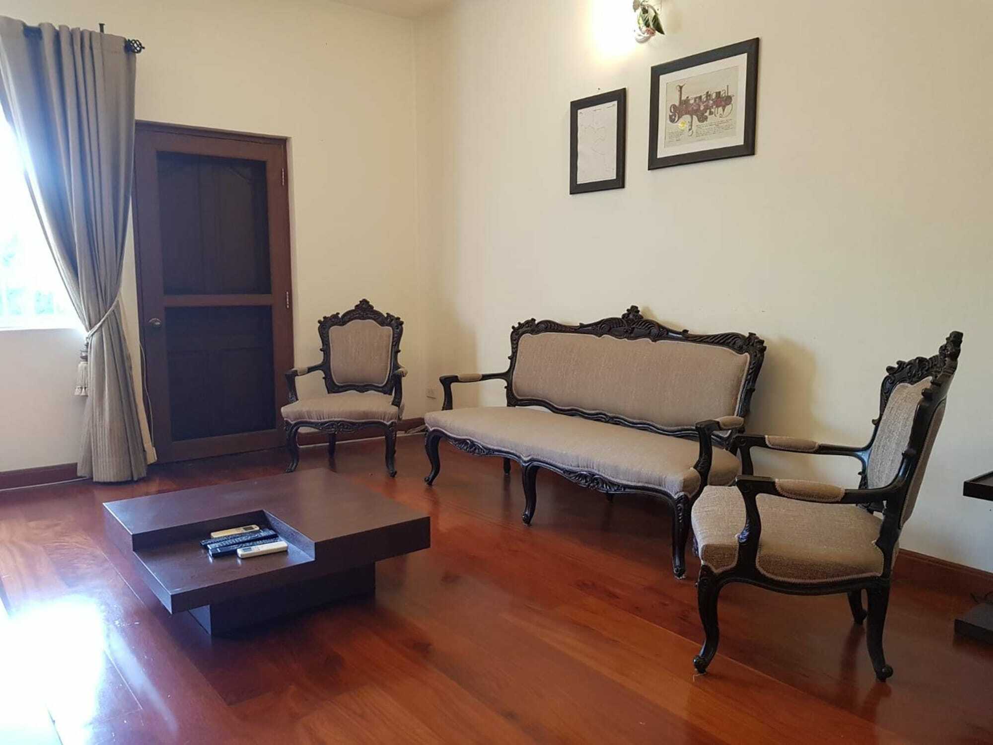 Prompimarn Villa Toscana Bangkok Luaran gambar